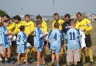 Сулинцы дарят экипировку юным чертковским футболистам